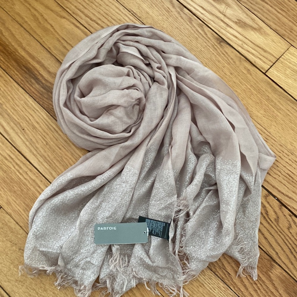 Light weight dusty pink scarf with metallic accents